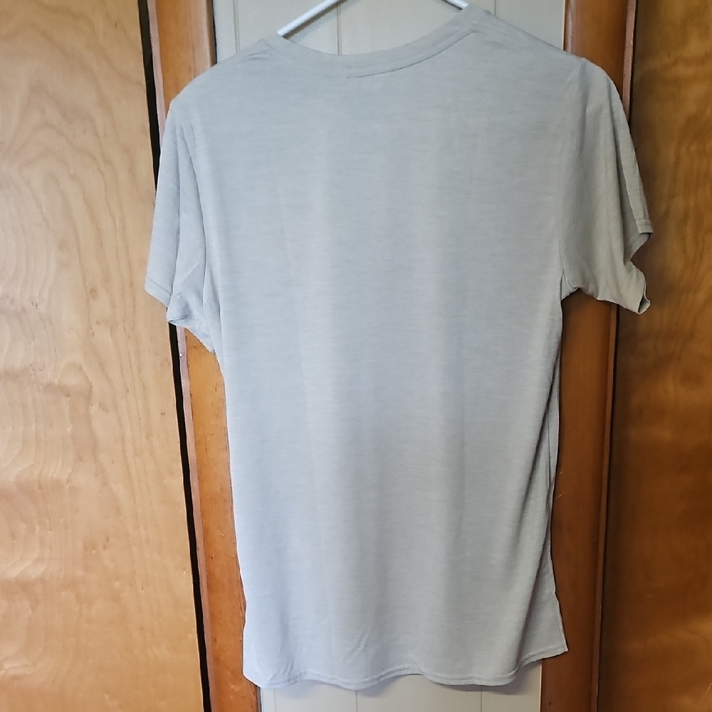 Patagonia Beige Short Sleeve Tee Classic Crew Neck - Picture 4 of 4